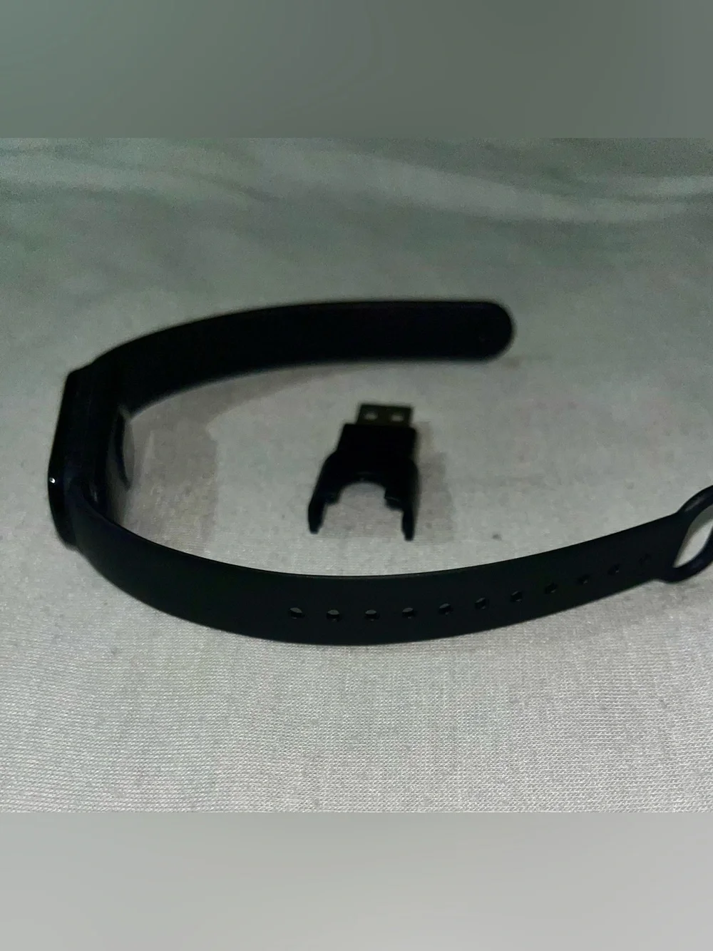 Black Fitness Tracker Smart Band with USB Charger